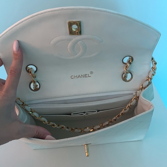 Chanel Bag Vintage CC Matelasse Chain Shoulder Lambskin White RARE - Picture 12 of 13